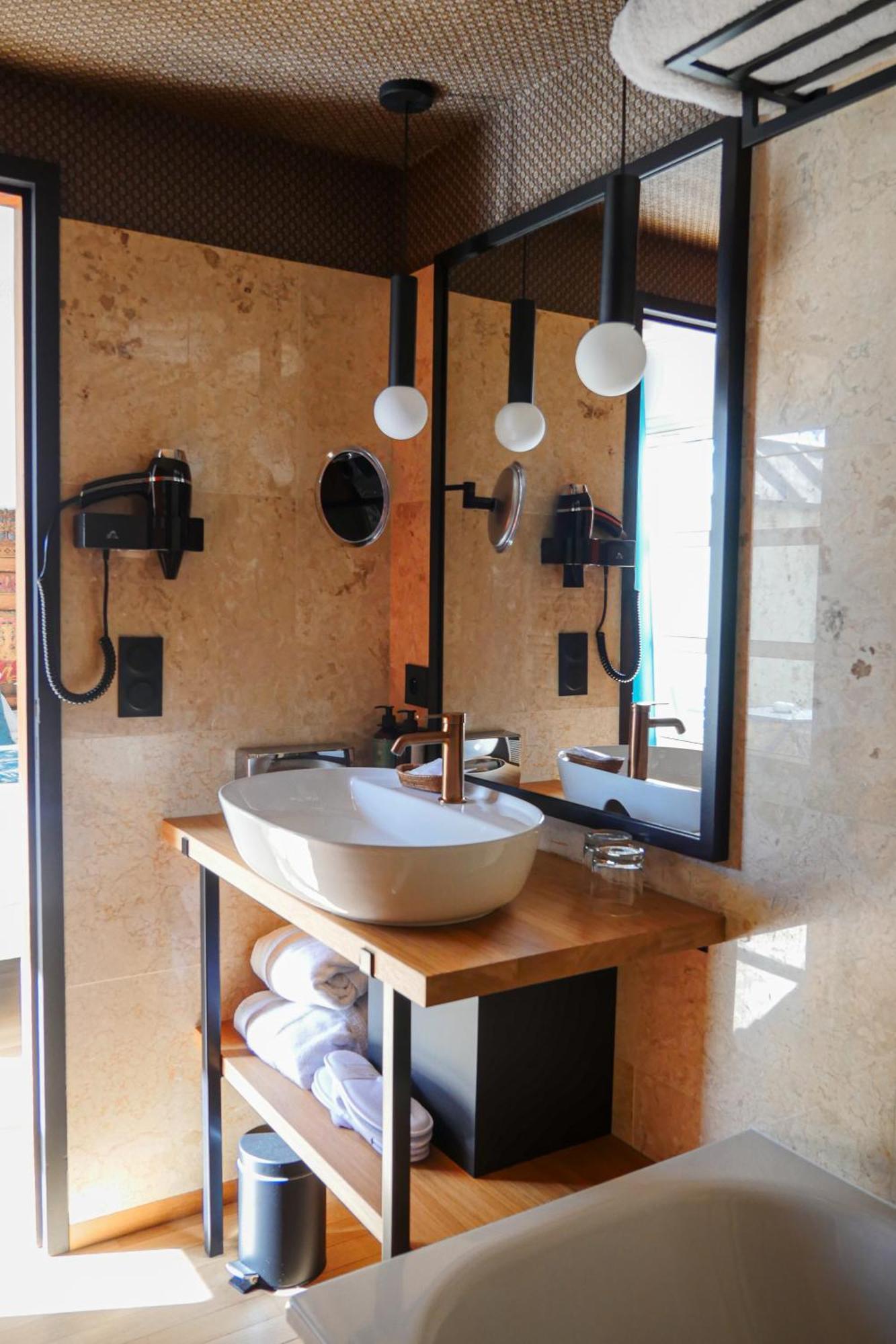 Hotel Kerasy Vannes